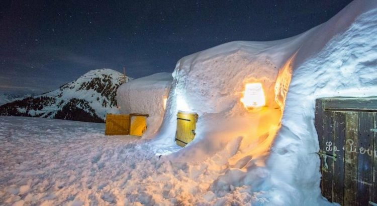 Топ-10 самых известных ледяных гостиниц мира